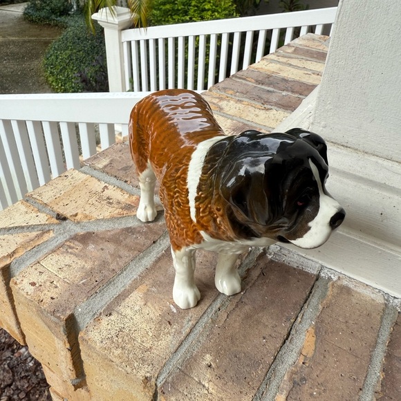 Vintage Beswick Saint Bernard Dog Porcelain Figurine Signed - Picture 3 of 4